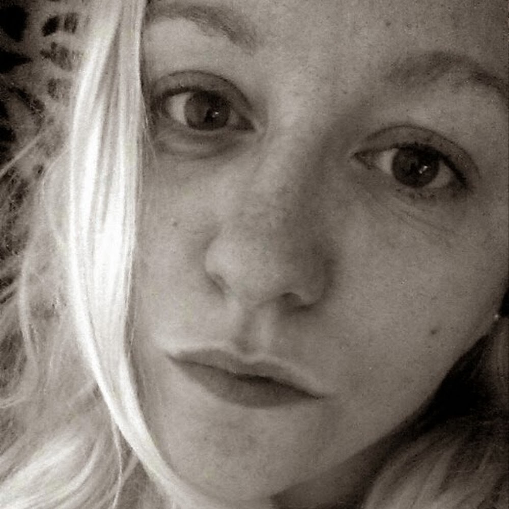 Meet your Posher, Courtney